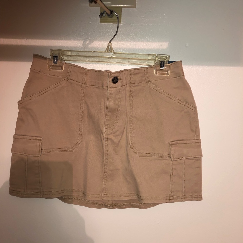 Hollister mini skirt